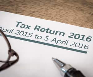 Countdown to Self Assessment Tax Return Deadline - Saturday, 31 January 2026