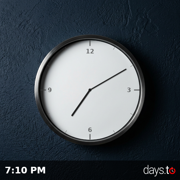 Clock showing 7:10 PM